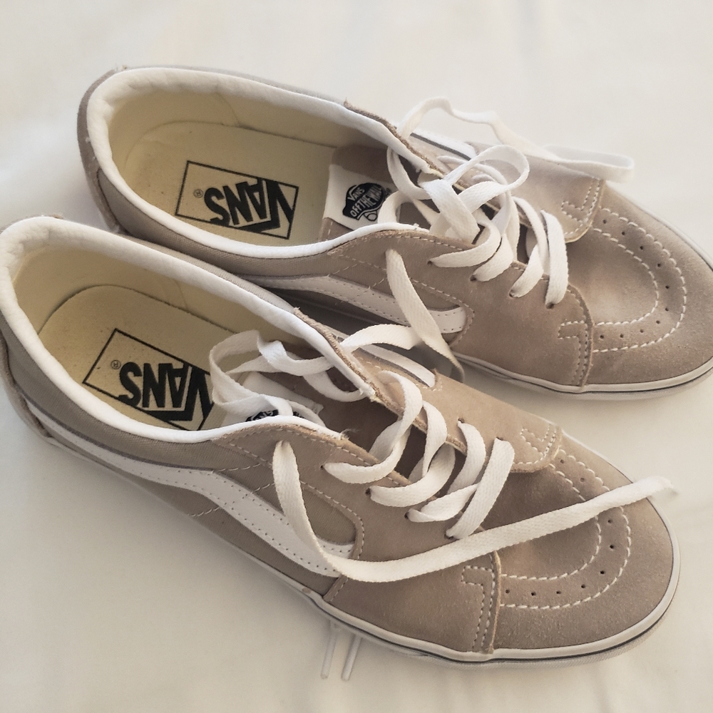 Classic Vans Nude Color